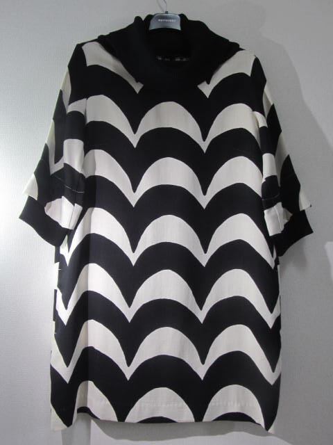 マリメッコ Lokki(ロッキ) ワンピース 美品 タートルネック上質素材おしゃれ マイヤ・イソラ デザインの洒落たお色柄 拍卖