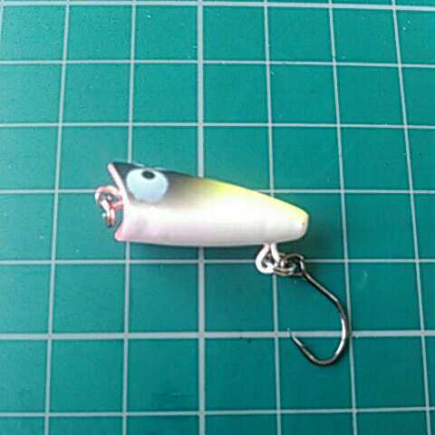 小型ポッパー 25mm 1.2g イエローバック 検)トラウト バスバグ ブルーギル メバル 鯉 ニゴイ ブラックバス スモール 虫パターン 管釣り拍卖