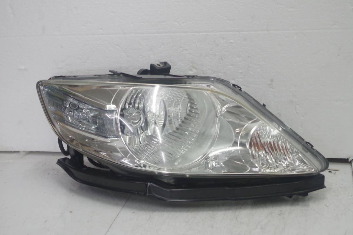ホンダ フィット GD6 ヘッドライト 右拍卖