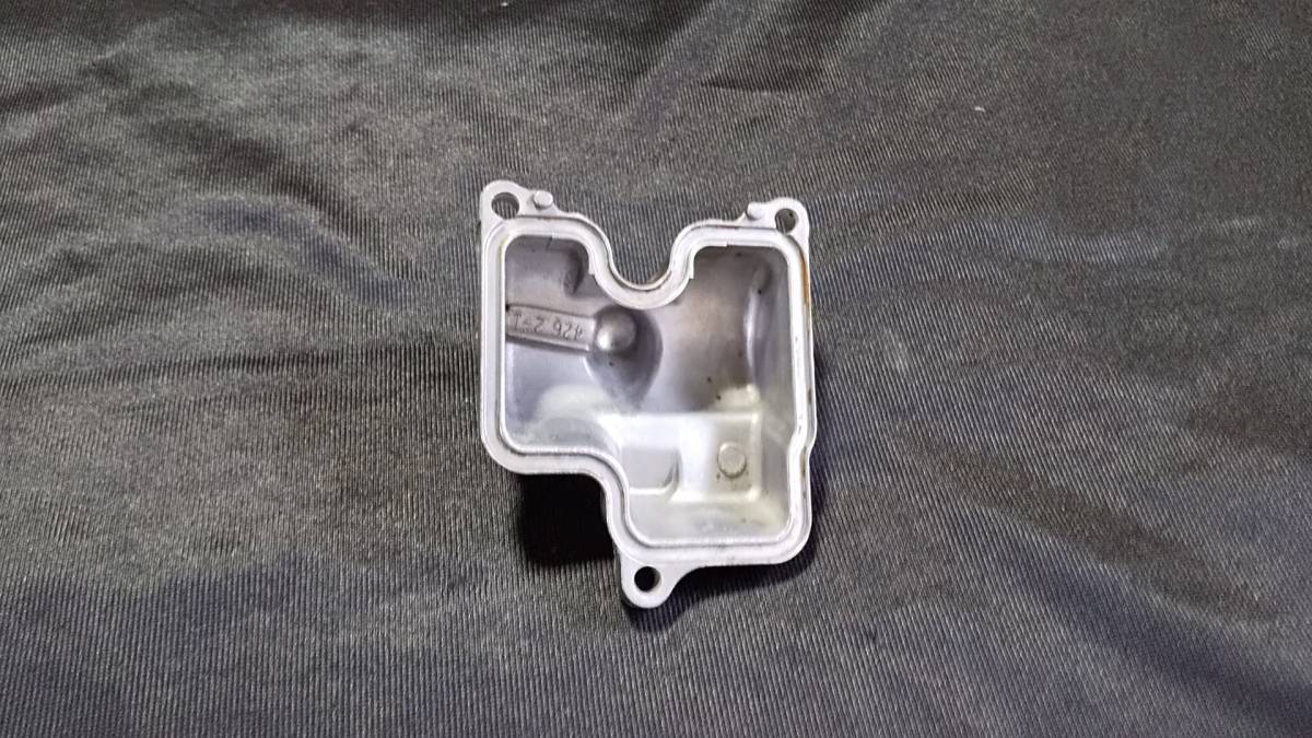 ホンダ純正 MC31 ホーネット 250 キャブレターフロートチャンバー1~3番用1個 拍卖