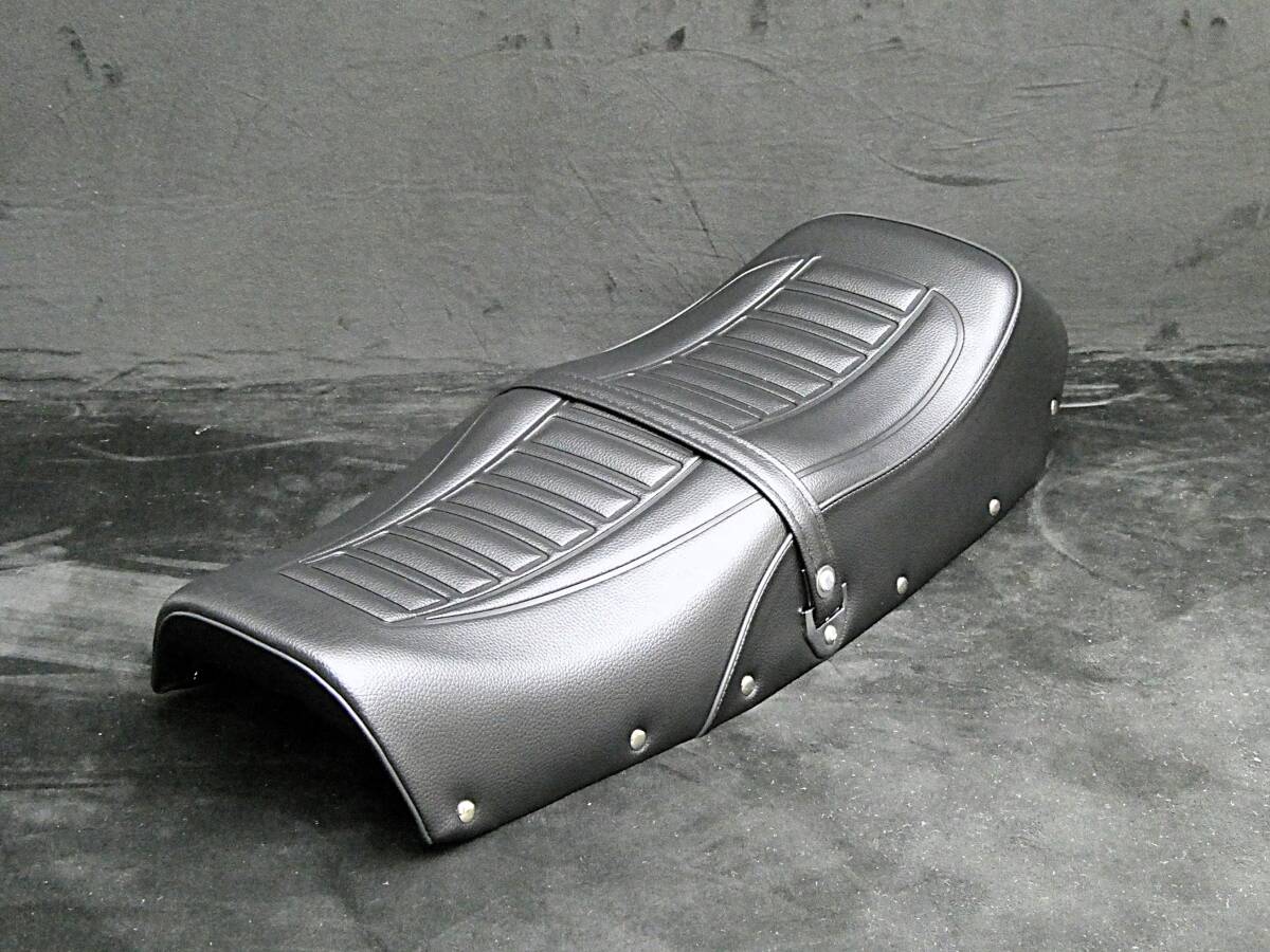 【送料無料】旧CB400F鋲打ち 純正シート 鉄板ベース/ ローダウン あんこ抜き ベルト付属 CB400FOUR段シート タックロールシート 拍卖