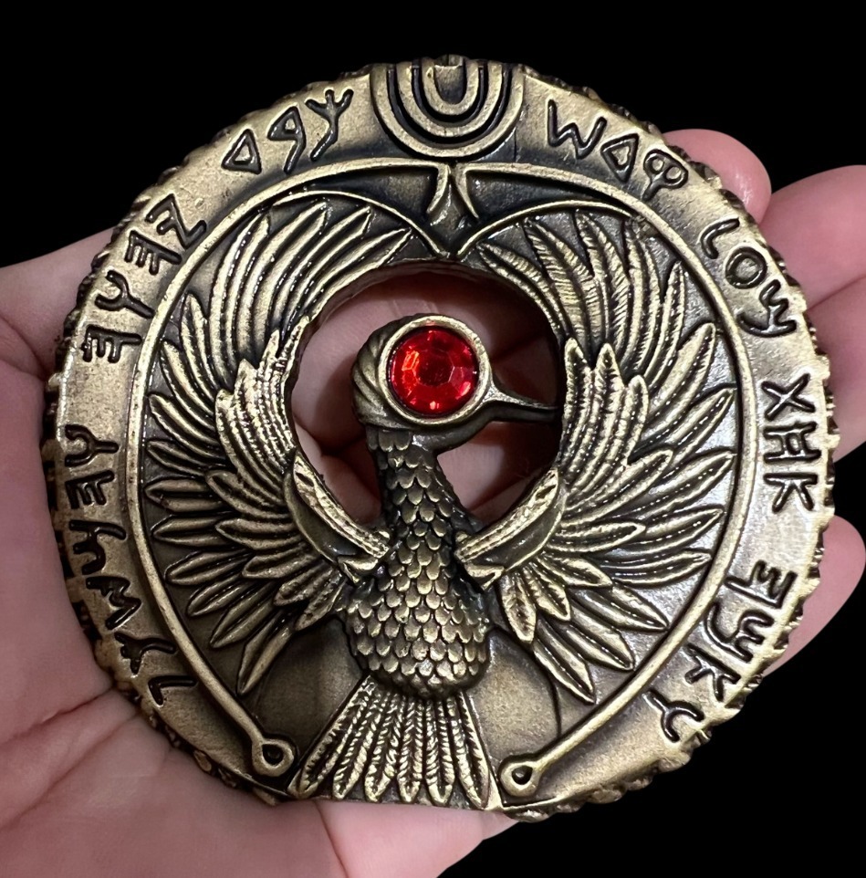 海外 限定品 送料込み インディ・ジョーンズ Indiana Jones Staff of RA Headpiece, Antique Gold Versions   小道具 高品質  拍卖