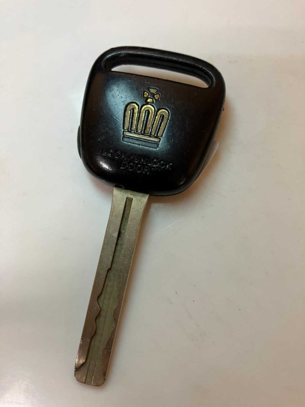 @TA8124 希少 トヨタ 純正 茶基盤 キーレス リモコン クラウン 15系 ハイエース ハリアー クラウンマジェスタ マークII等 1ボタン等拍卖