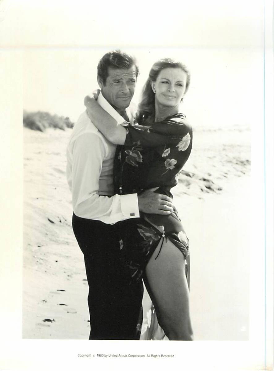 p39204『007 ユア・アイズ・オンリー』スチル ロジャー・ムーア キャロル・ブーケ トポル リンホリー・ジョンソン ジョングレン拍卖