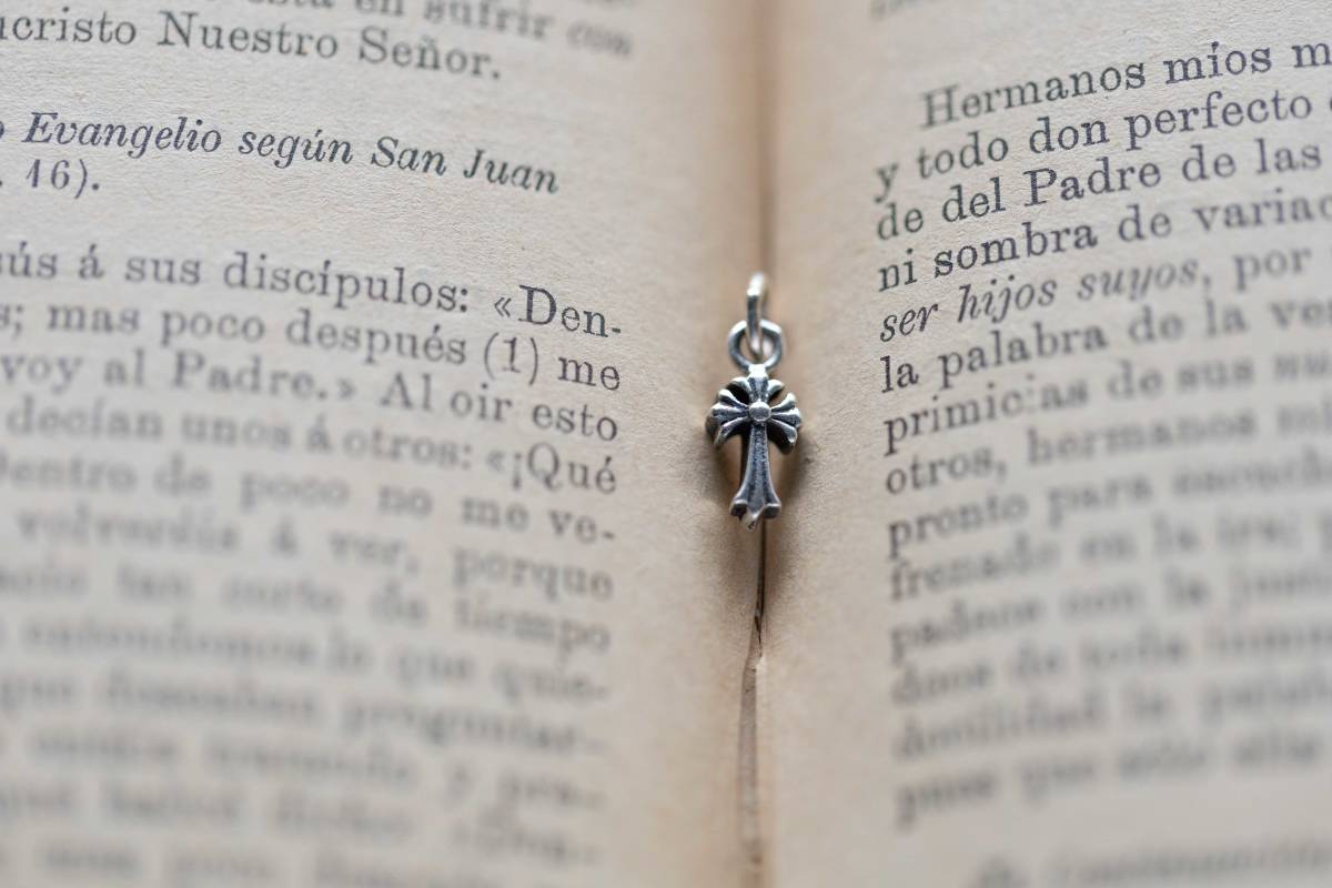 *Silver925 Cross charm拍卖