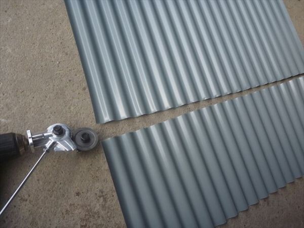 ◎電動ドライバー・パナ・マキタ・HiKOKI(ハイコーキ)メーカー問わずほとんど対応・一斗缶カット、 アルミ板・ビニール板・ゴム板拍卖