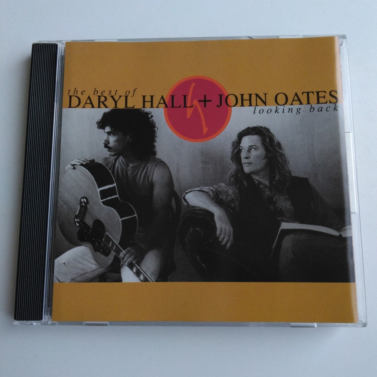 □□DARYL HALL & JOHN OATES「LOOKING BACK:THE BEST OF DARYL HALL & JOHN OATES/ダリル・ホール & ジョン・オーツ □□ベスト拍卖