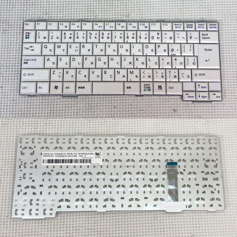【美品】ノート用キーボード 日本語配列 白 ★ 富士通 CP442322-01 MP-09K30J0-D851 30pin 292.5mm×110mm #2498-K拍卖
