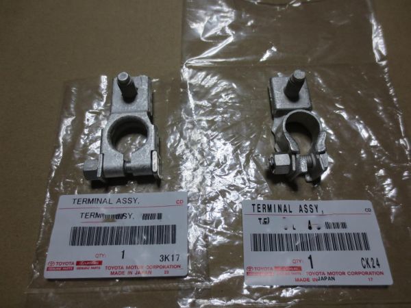 【未使用 トヨタ 純正】アルファード ヴェルファイア 20系 30系 バッテリーターミナル ポジティブ ネガティブ セット拍卖