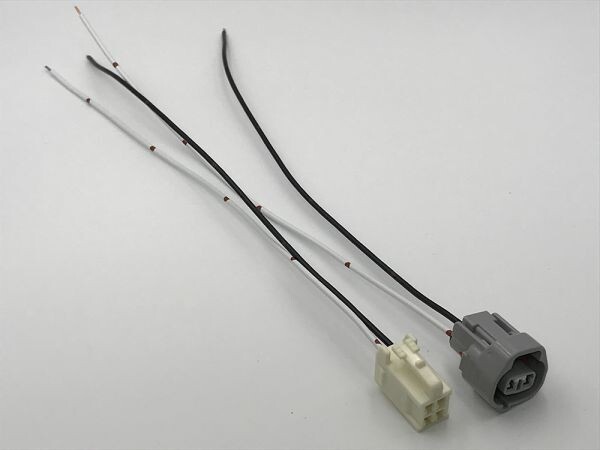 【トヨタ電源引き込みカプラー2導通C】オプション カプラー コネクタ 30系 ヴェルファイア 導通2系統 エンジンルーム 検) LED レーダー拍卖
