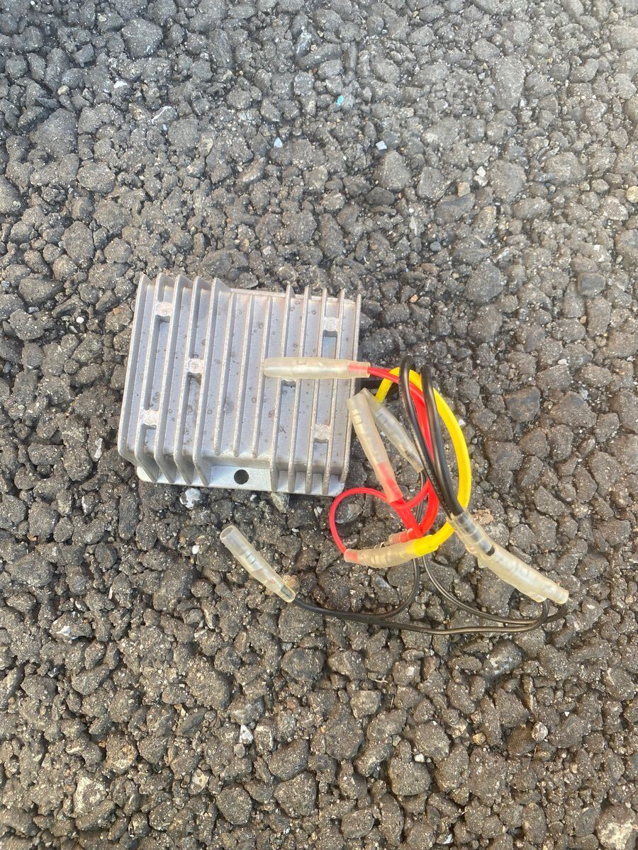 変圧器 DC-DCCONVERTER 20A(デコデコ コンバーター 20アンペア 24V→12V) 240w拍卖