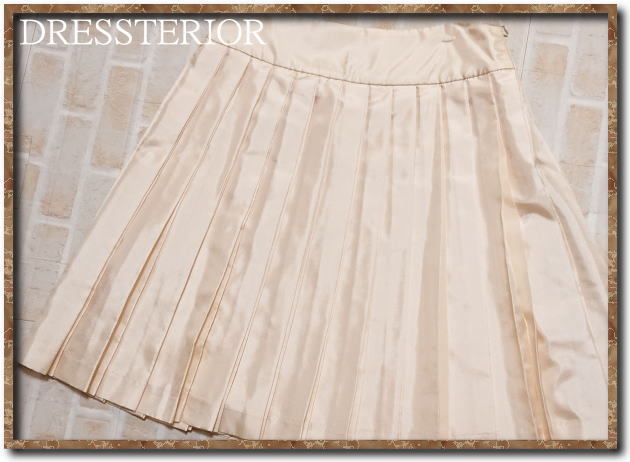 ☆DRESSTERIOR ドレステリア プリーツスカート クリーム☆拍卖