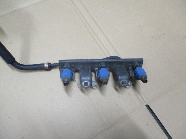 ワゴンR(MC22S)インジェクタ-とホルダ-拍卖