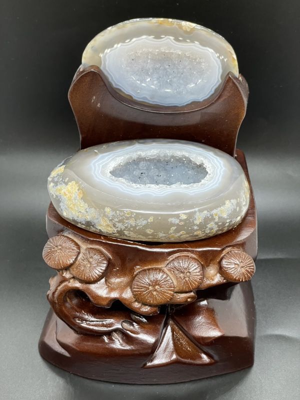 即決 天然石 聚寶盆 トレジャーメノウ 原石 インテリア 浄化 パワーストーン 台座付属 置物 財宝瑪瑙拍卖