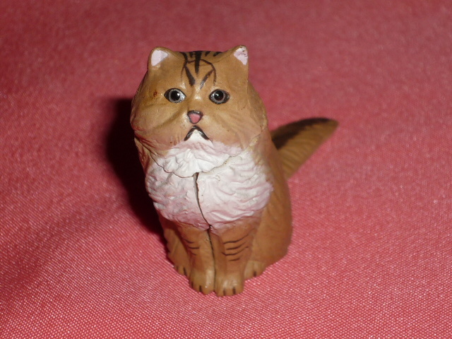 激レア!2001年 チョコエッグ ペット動物シリーズ2 (ペルシャチンチラゴールデン)拍卖