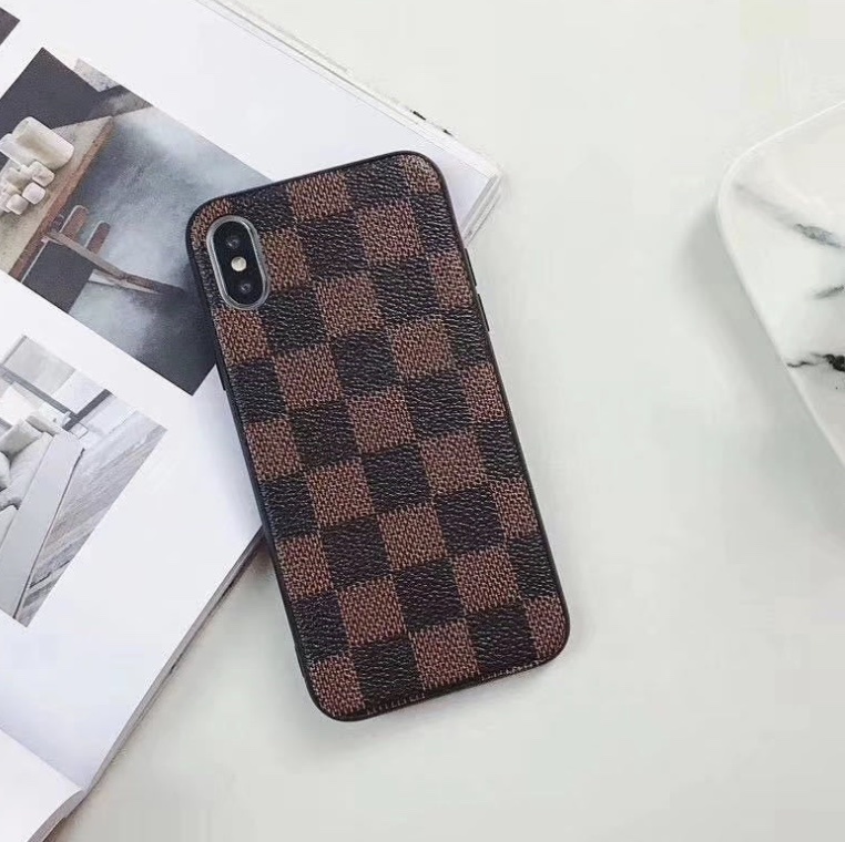 iPhone SE3 用ケース 茶色 チェック柄 軽量 柔らかい 人気 オシャレ 可愛い iPhone 7 iPhone SE2 iPhone 8も可 アイホン アイフォン拍卖