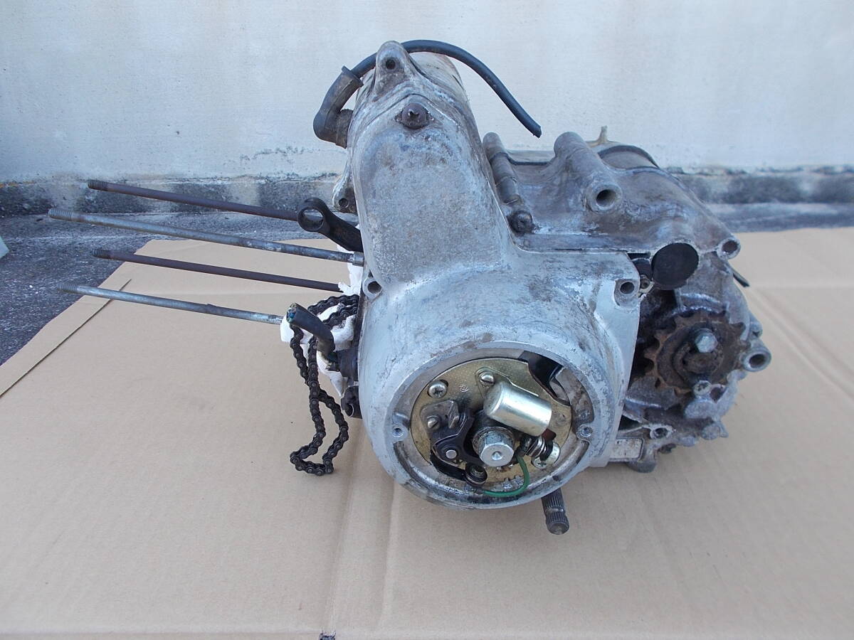 C50E エンジン セル付き 上部フィラー アルミプレート エンジンナンバー 浮き文字 クランクケース 希少 旧車 当時 レトロ拍卖