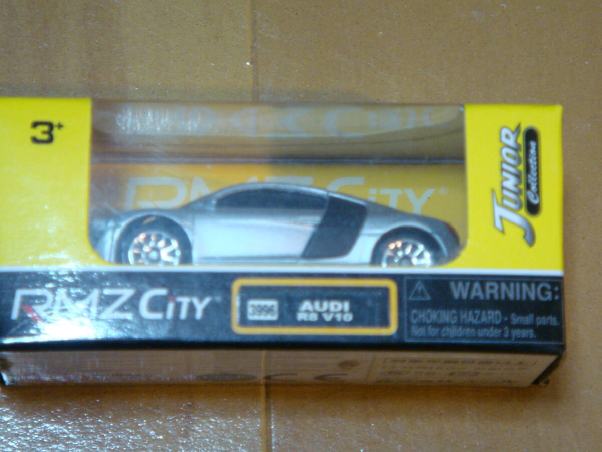 未開封品 RMZ CITY JUNIOR Collection AUDI R8 V10拍卖