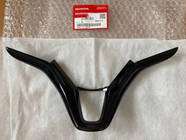 残りわずか!【未使用 ホンダ 純正流用】HONDA フィット GK系 ステアリングガーニッシュ ブラック拍卖