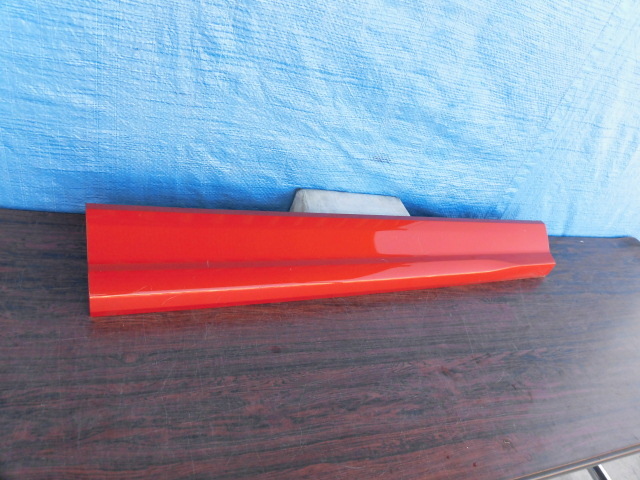 AG303 アウディ Q2 81A ドアモール フロント 右 オレンジ 81A853960B拍卖