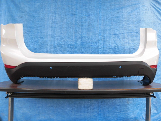 AG501 BMW F48 X1 リアバンパー 白 51127355260拍卖