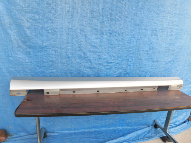 AG512 ベンツ W204 Cクラス サイドステップ 右 シルバー拍卖