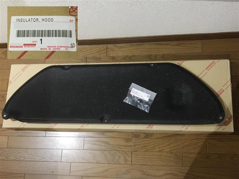 ★新品 トヨタ ZRR8# ZWR80 ノア ヴォクシー エスクァイア 純正 ボンネットインシュレーター フード TOYOTA Insulator Hood拍卖