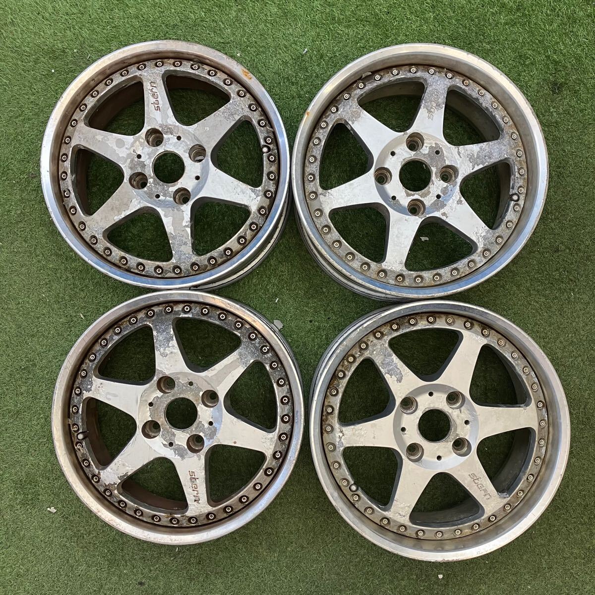 【0490】16インチ 7.0 8.0 Stern RS306 16×7.0 +30 / 16×8.0 +35 PCD114.3 4穴 ハブ径73 中古アルミホイール4本拍卖