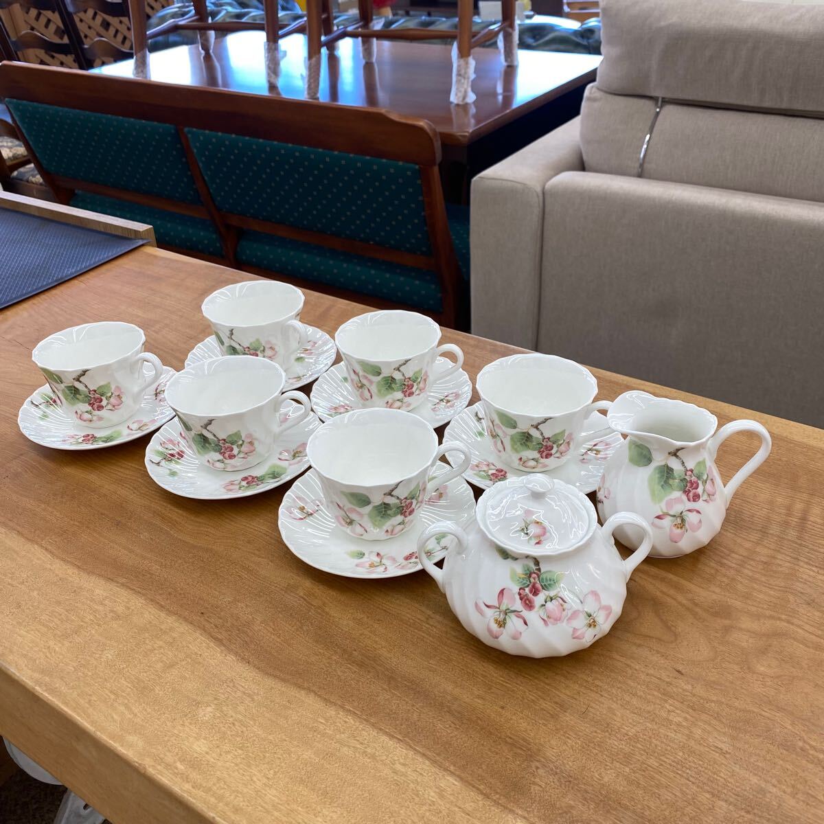 未使用 黒壺マーク WEDWOOD ウェッジウッド APPLE BLOSSOM ティーセット 6客 427拍卖