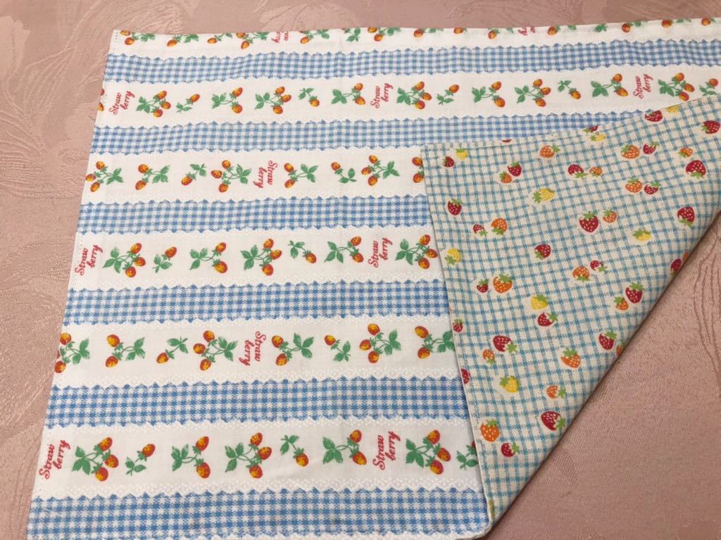 No.38 裏付ランチョンマット ハンドメイド  25x35 イチゴいっぱい柄拍卖