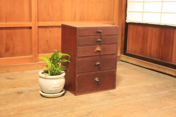 【旧家蔵出し】★アンティーク 家具『良い木味 古い木製の5杯引き出し』★(検:うぶだし/書類入れ/ラック/抽斗/小物入れ/当時物)51028A拍卖