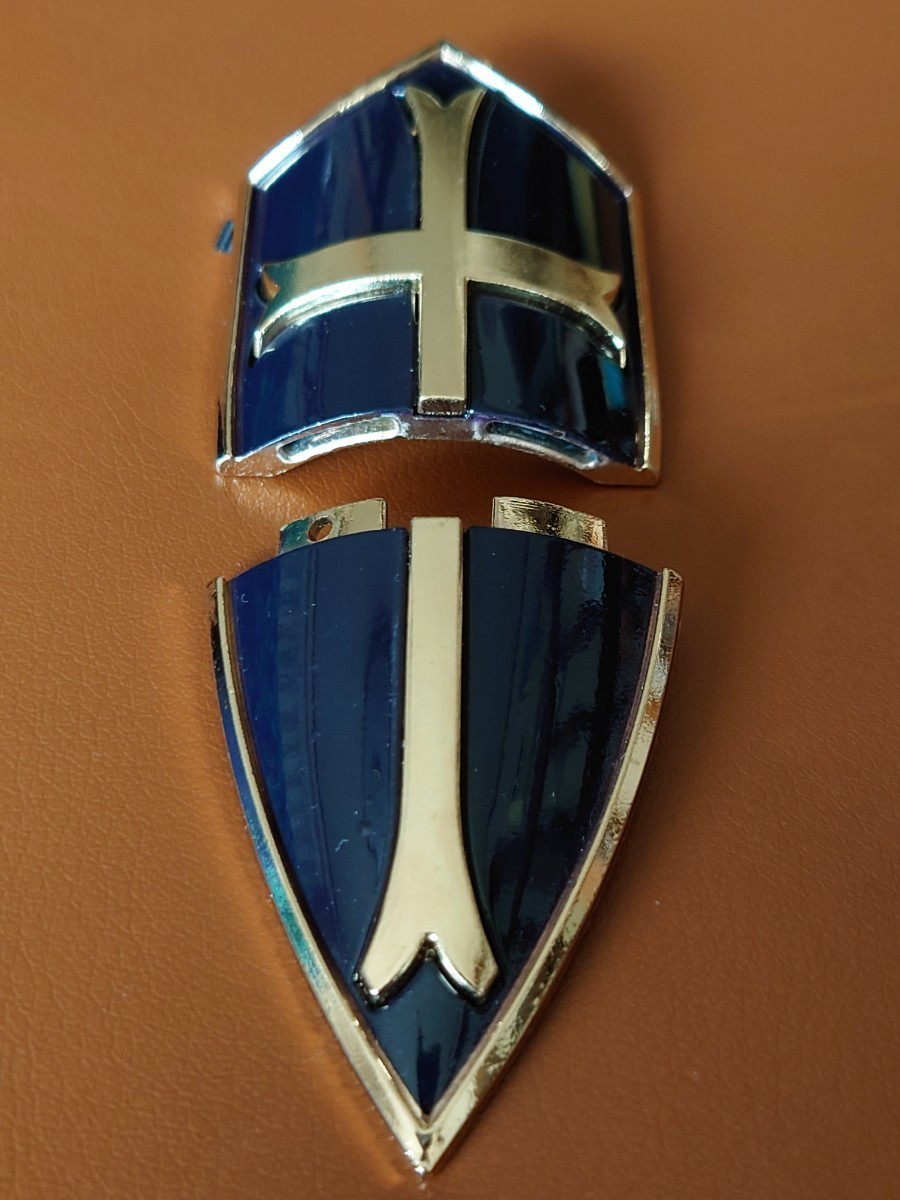 超BIGダイキャスト製伝説の盾v.er1.5 ガラハトの盾(マーリンの加護) 金×黒 約10センチ 付属台座有り 500円ガチャ ㈱トイスズピリッツ 拍卖