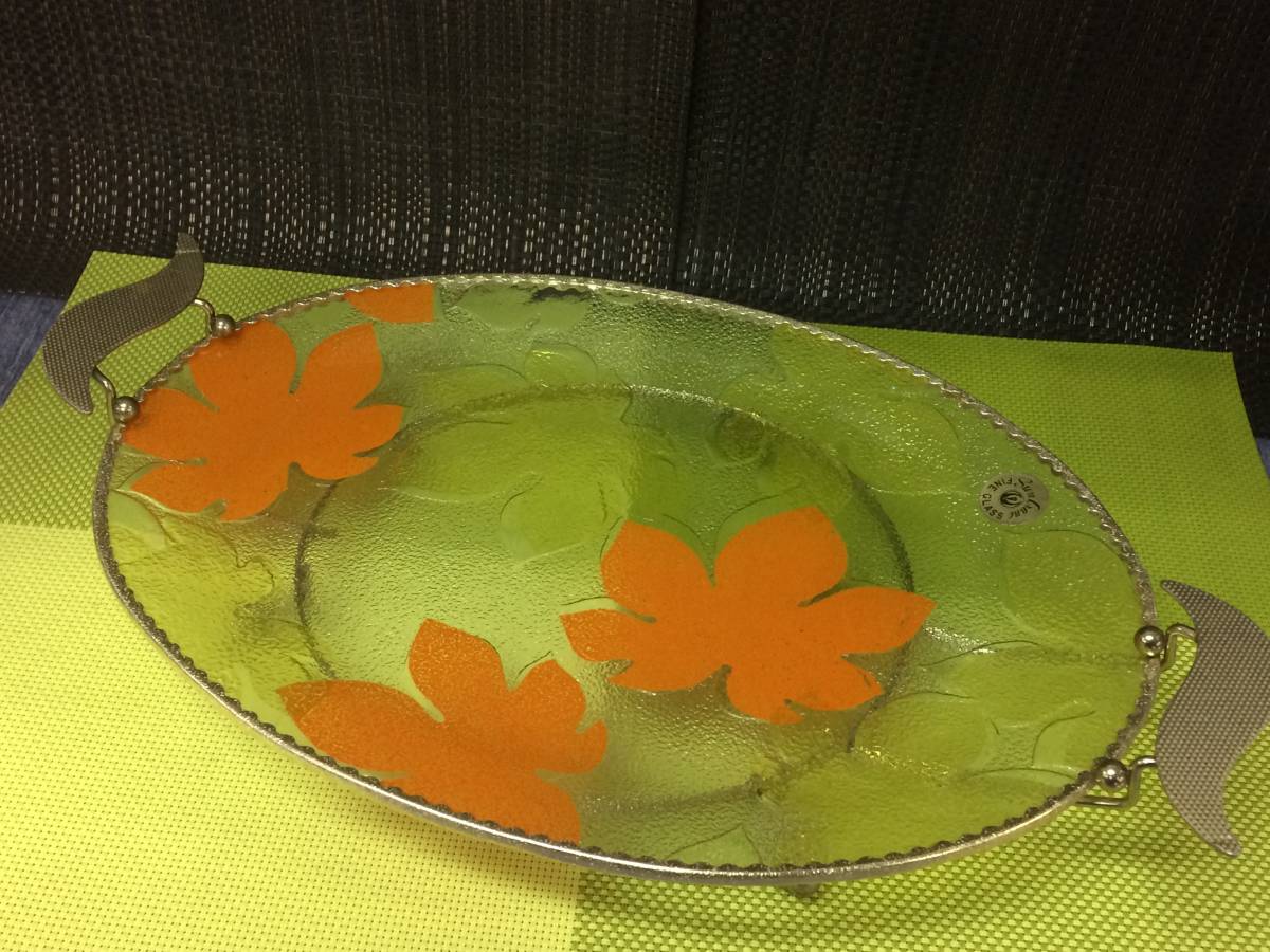 未使用 新品 昭和レトロ 模様ガラス 楕円皿 プレート 台付拍卖