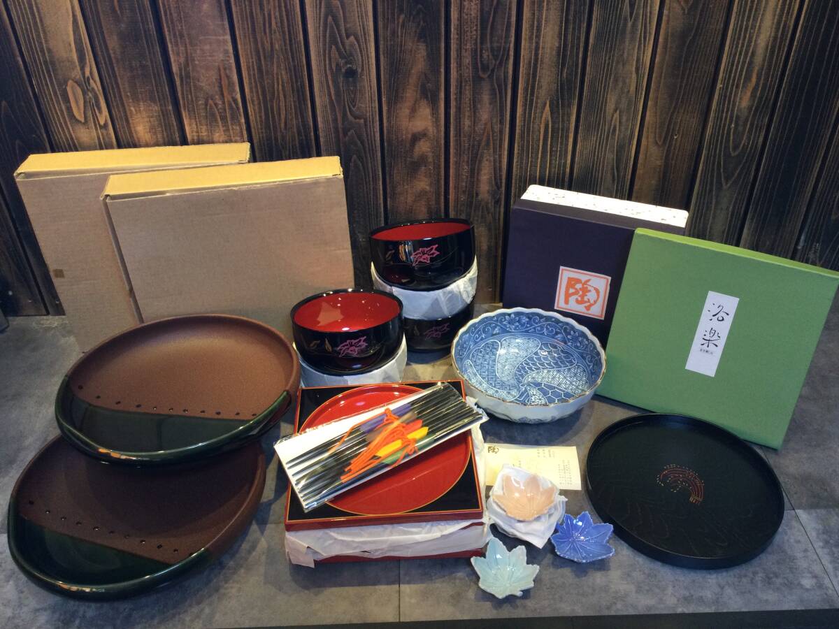 新品・未使用 和食器 山中塗椀セット・大皿・お盆・盛鉢 まとめて 拍卖