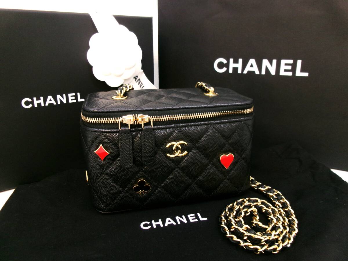 本物税込シャネル ココマーク×トランプ柄 バニティ チェーンショルダー【CHANEL】キャビアスキンブラック★超美品拍卖