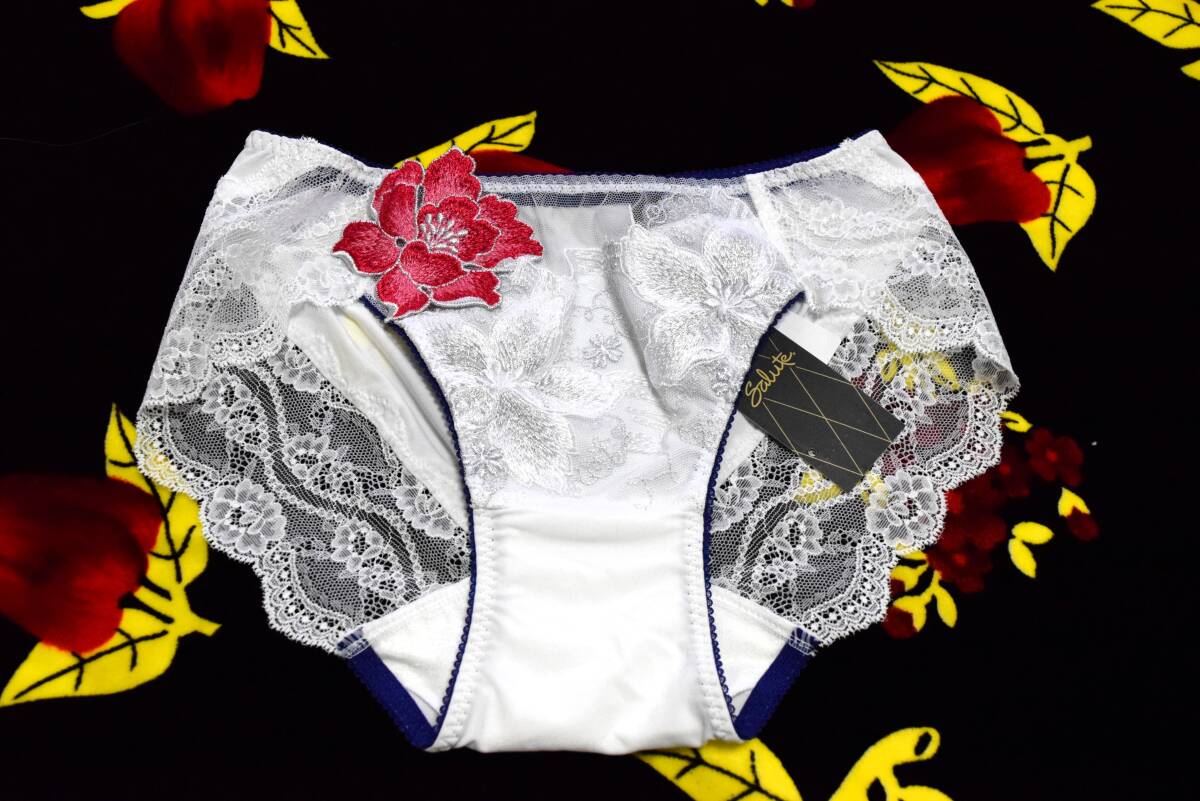 新品・タグ付き☆ワコール☆サルート☆86G・リボンの騎士☆WH☆サニタリーショーツM拍卖