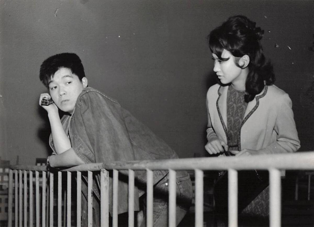 p43041『坂本九/加賀まりこ』スナップ 上を向いて歩こう 夢であいましょう見上げてごらん夜の星を明日があるさ幸せなら手をたたこう拍卖