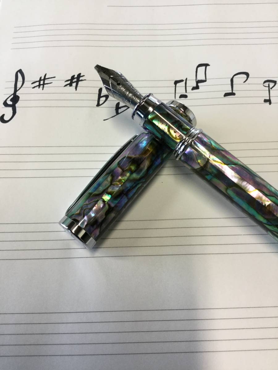 アバロン螺鈿ボディの万年筆☆カリグラフィーニブ(ミュージック)☆拍卖