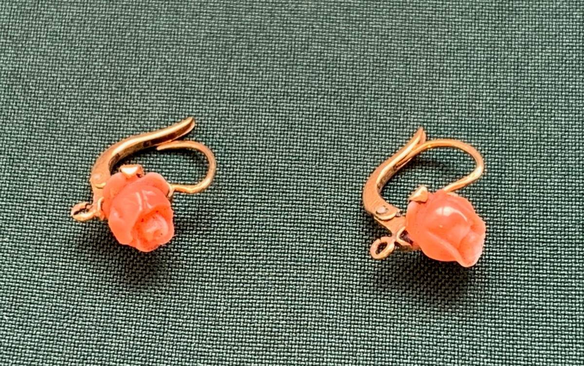 【大幅値下】アンティーク ローズデザイン珊瑚ピアス(英国製)拍卖