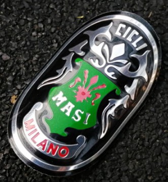 masi ヘッドエンブレム 両面テープ貼り付け拍卖