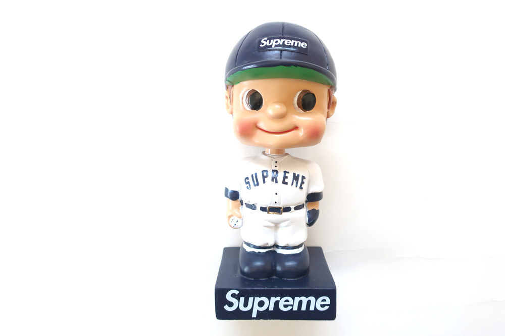 Supreme Bobblehead Figure Blueシュプリームバブルヘッド人形ブルー拍卖