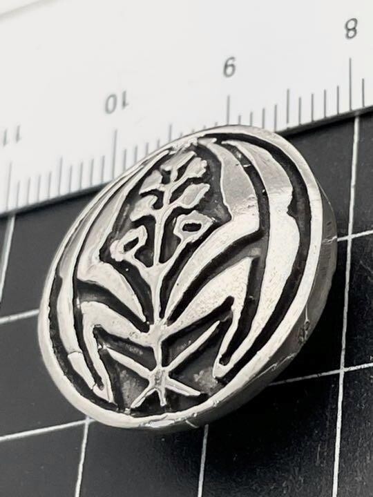 家紋コンチョ★小サイズ★丸に抱き沢瀉★ジャーマンシルバー拍卖