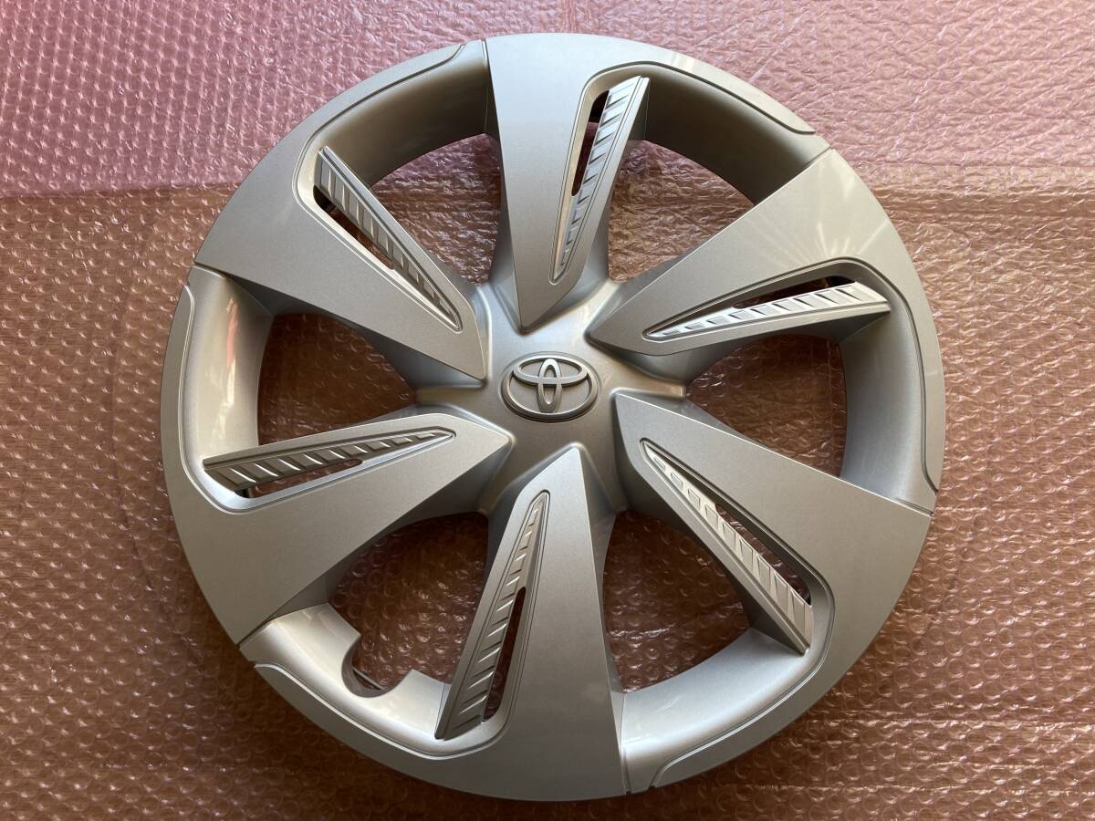 ☆ 極上 新車外し 170 シエンタ 後期 純正 15in スチールホイール用 シルバー ホイールキャップ 42602-52650 1枚 ☆①拍卖