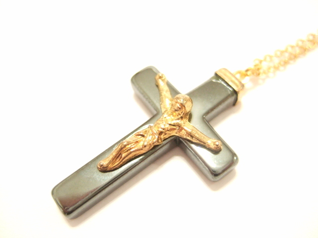 横浜最新 天然石ヘマタイトキリストゴールド十字架大♪魅惑のクロスペンダントチェーン45cm付守護魔除け送料220円ξbalnξξネックレス123b拍卖