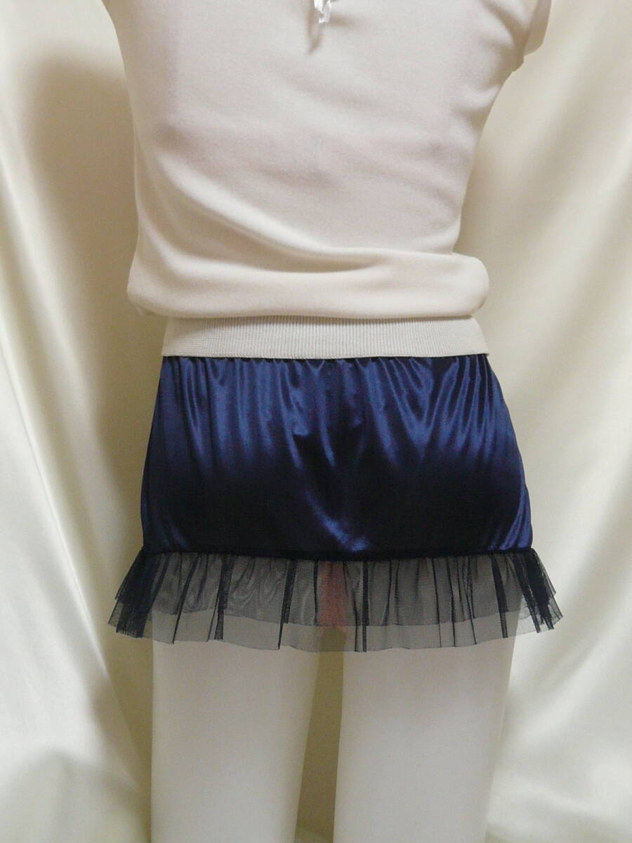 ♪♪濃紺地に黒メッシュの超マイクロミニ☆キュートなお尻^^♪♪ 拍卖