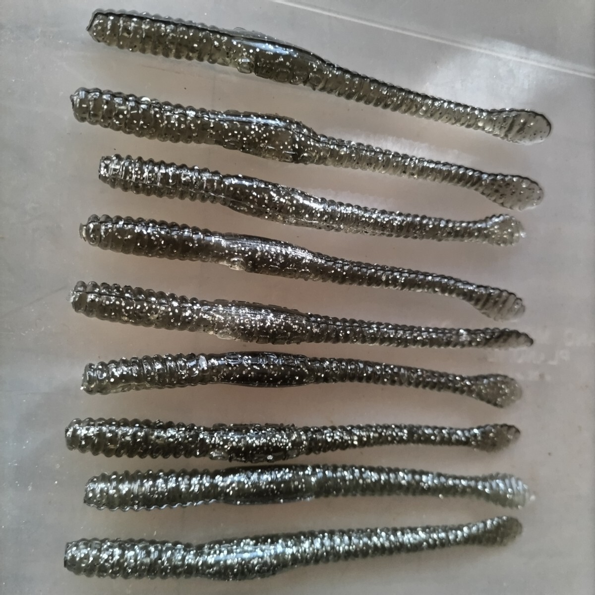 スライダーワーム  4インチ  アメリカンルアー オールドワーム オールドルアー  チャーリー ブリューワーズ 拍卖