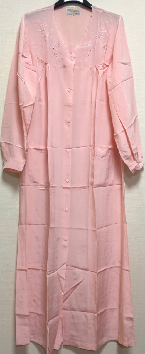 高品質シルク100%刺繍パジャマ38号拍卖