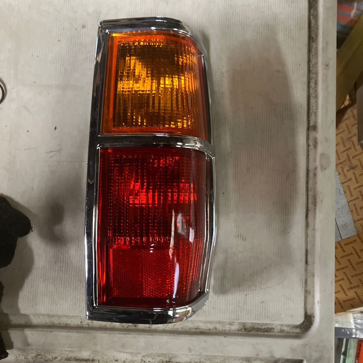 新品】ダットサン720 テールユニット右(運転席側) 【品番】CGC42238 【参考純正品番】26554-25W00拍卖