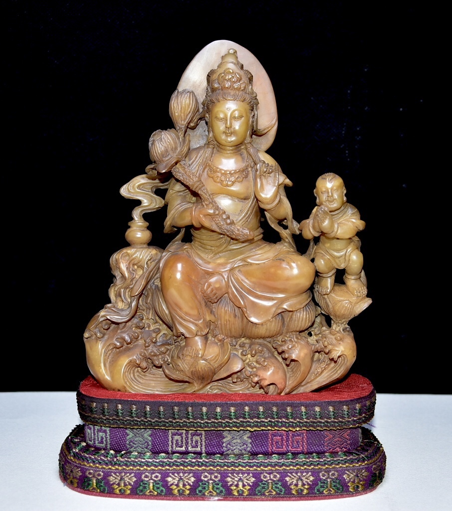 旧蔵 【清代篆刻家 汪啓淑】寿山石 田黄石 人物 置物 原石原色 天然石 手彫 篆刻 極細工 古美術 古美味 212-18拍卖