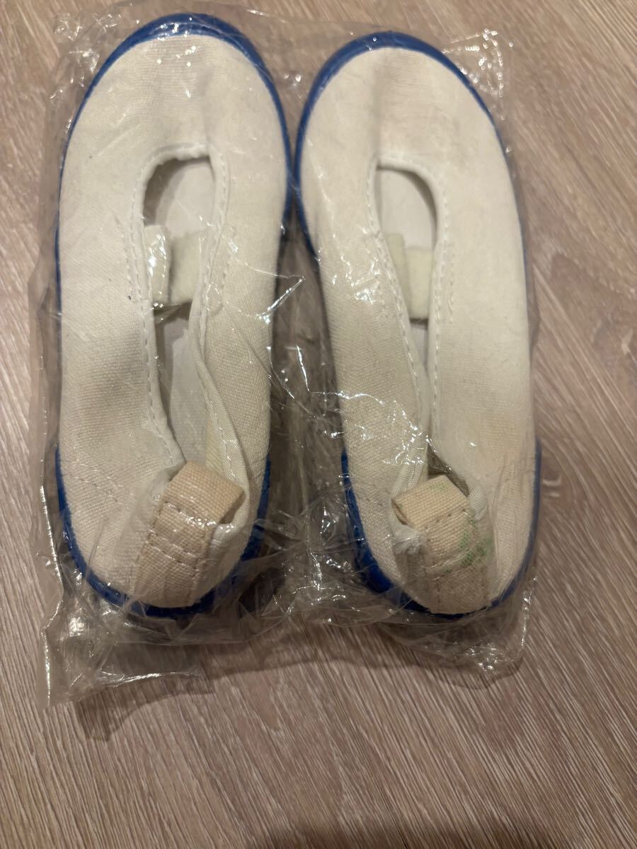 美品 17センチ バレエシューズ ホワイト ブルー 上履き 体育館 体操教室など 男女兼用 即決あり拍卖